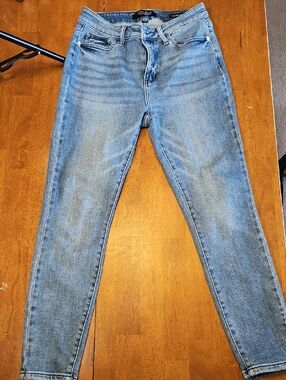 Judy Blue Light Blue Relaxed Women's Jeans